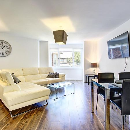 Sunderland Short Stays 2 Bedroom Apartment Free Parking Fulwell Sr6 외부 사진