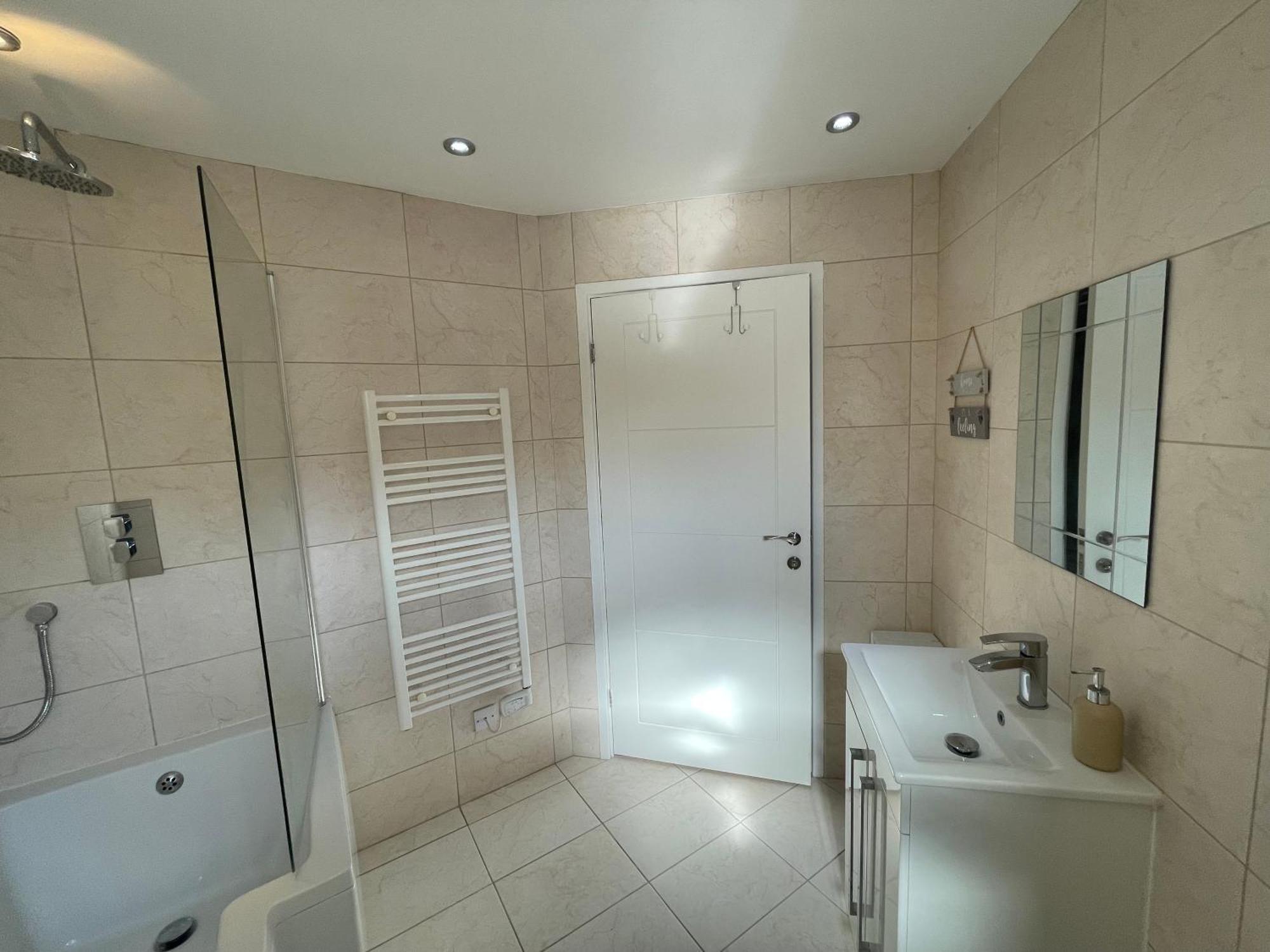 Sunderland Short Stays 2 Bedroom Apartment Free Parking Fulwell Sr6 외부 사진