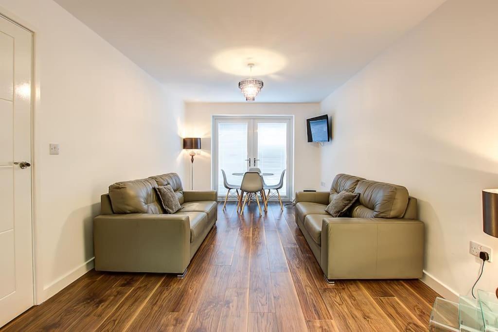Sunderland Short Stays 2 Bedroom Apartment Free Parking Fulwell Sr6 외부 사진